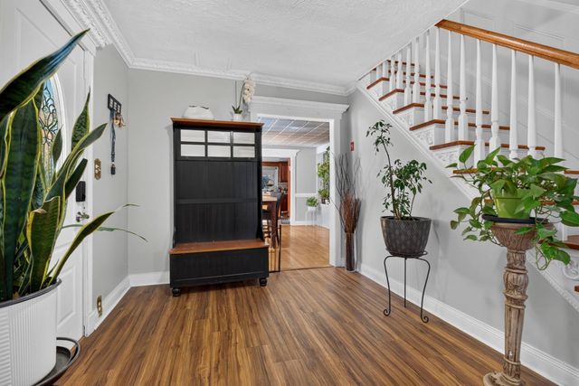74 Arlington St, Leominster, MA 01453
