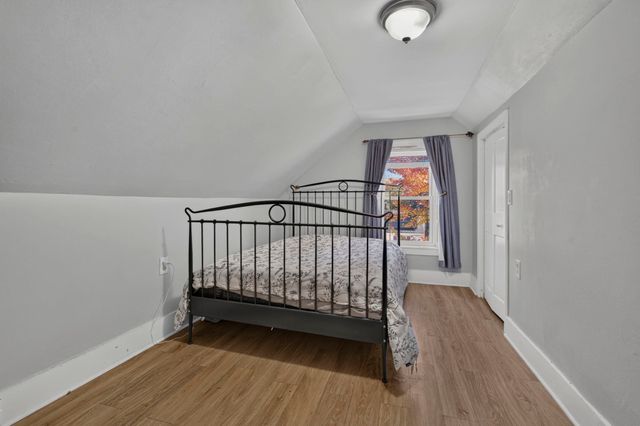 74 Arlington St, Leominster, MA 01453