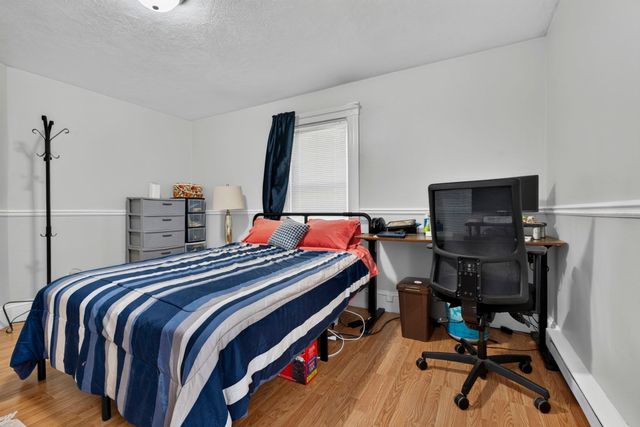 74 Arlington St, Leominster, MA 01453