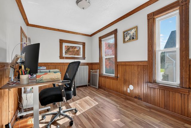 74 Arlington St, Leominster, MA 01453