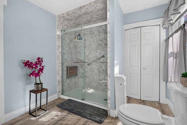 74 Arlington St, Leominster, MA 01453