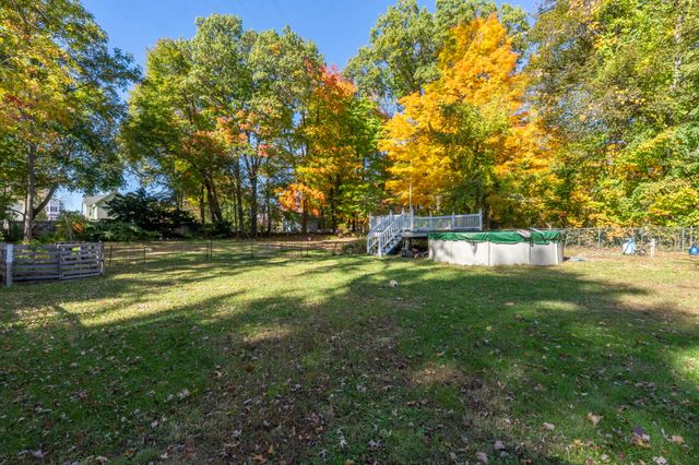 74 Arlington St, Leominster, MA 01453