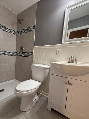 8811 E 84th Street, Raytown, MO 64138