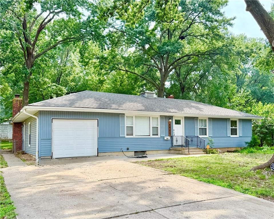 8811 E 84th Street, Raytown, MO 64138