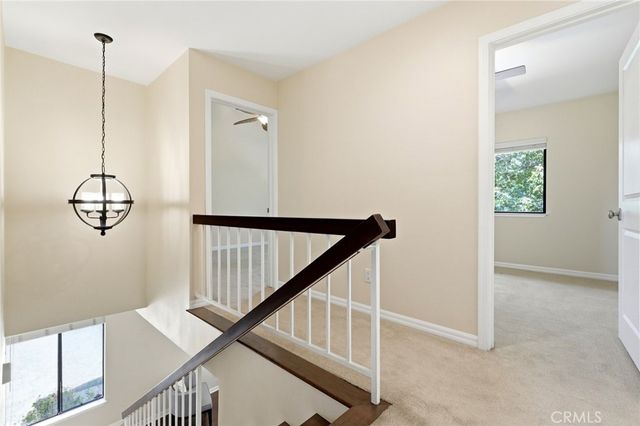 10831 Roycroft 27, Sun Valley, CA 91352