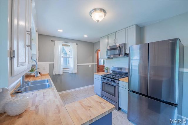 713 Frederick Street, Edwardsville, IL 62025