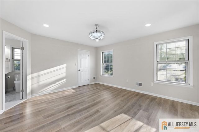 13 Canterbury Drive 13E, Monroe, NJ 08831