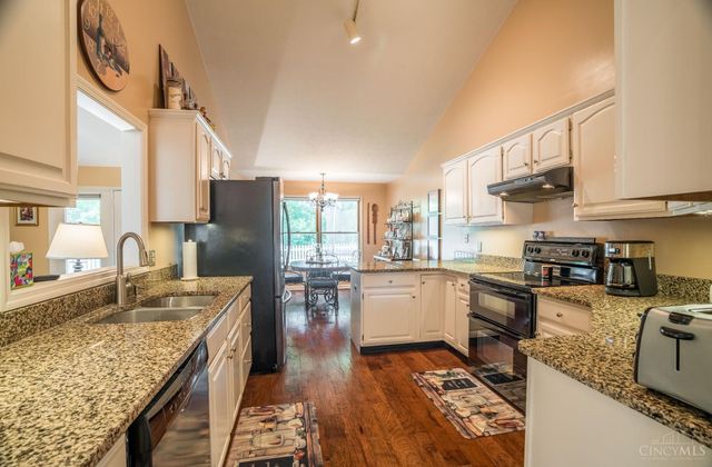 1283 Camp Creek Road, Waynesville, OH 45068