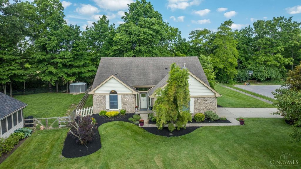 1283 Camp Creek Road, Waynesville, OH 45068