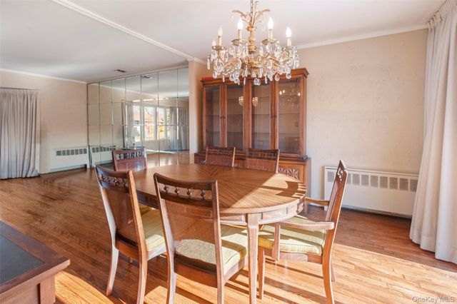 19 Birchwood Park Drive, Syosset, NY 11791