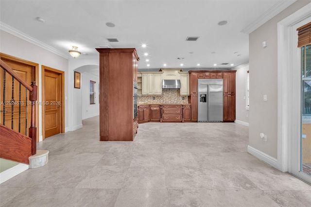 2155 SW 156th Ct, Miami, FL 33185