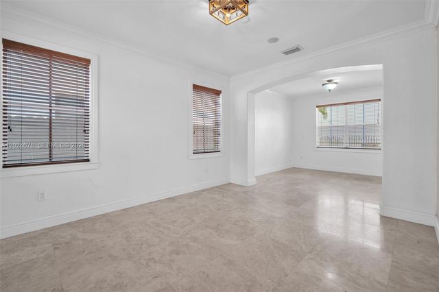 2155 SW 156th Ct, Miami, FL 33185