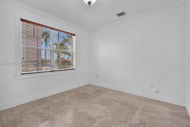 2155 SW 156th Ct, Miami, FL 33185