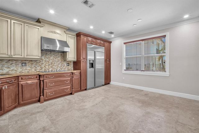 2155 SW 156th Ct, Miami, FL 33185