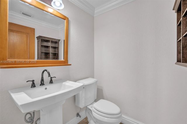 2155 SW 156th Ct, Miami, FL 33185
