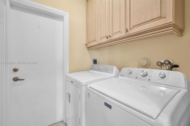 2155 SW 156th Ct, Miami, FL 33185