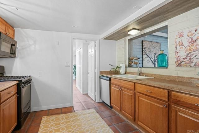 26623 N Lake Wolford Rd, Valley Center, CA 92082