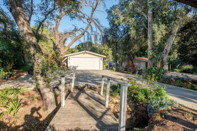 26623 N Lake Wolford Rd, Valley Center, CA 92082