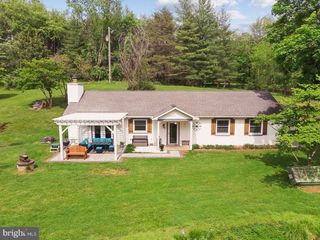 14681 ROSE HOLLOW LN, Waterford, VA 20197