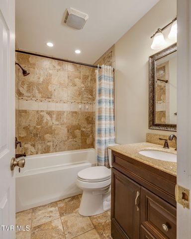 404 South Valley View Circle, Kingsport, TN 37664