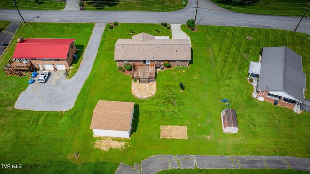 404 South Valley View Circle, Kingsport, TN 37664