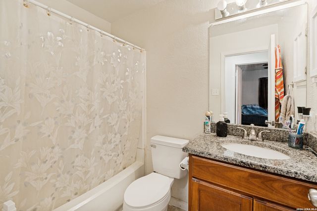 4755 CRESTED GRV, San Antonio, TX 78217