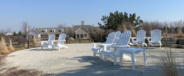 23 Red Tail Drive, Hawthorn Woods, IL 60047