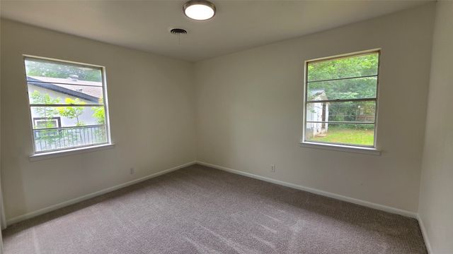 604 Sun Valley Drive, Denton, TX 76209