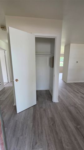 604 Sun Valley Drive, Denton, TX 76209