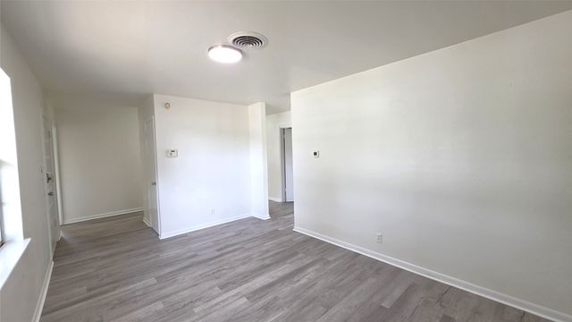 604 Sun Valley Drive, Denton, TX 76209