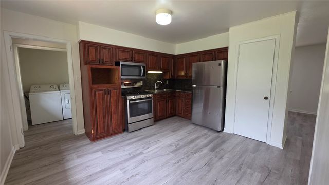 604 Sun Valley Drive, Denton, TX 76209