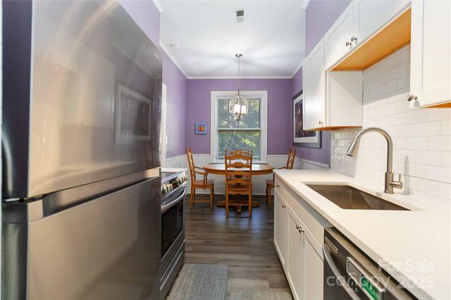 811 E Morehead Street 6, Charlotte, NC 28202