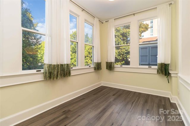 811 E Morehead Street 6, Charlotte, NC 28202