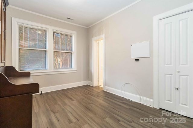 811 E Morehead Street 6, Charlotte, NC 28202