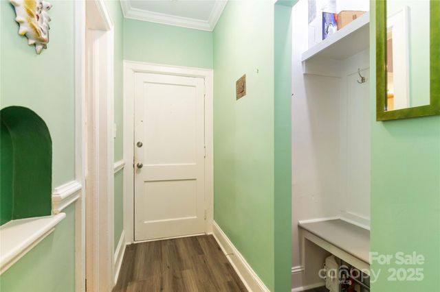 811 E Morehead Street 6, Charlotte, NC 28202