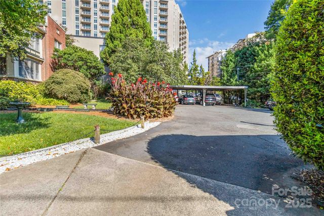 811 E Morehead Street 6, Charlotte, NC 28202