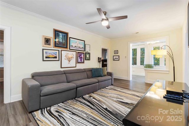 811 E Morehead Street 6, Charlotte, NC 28202