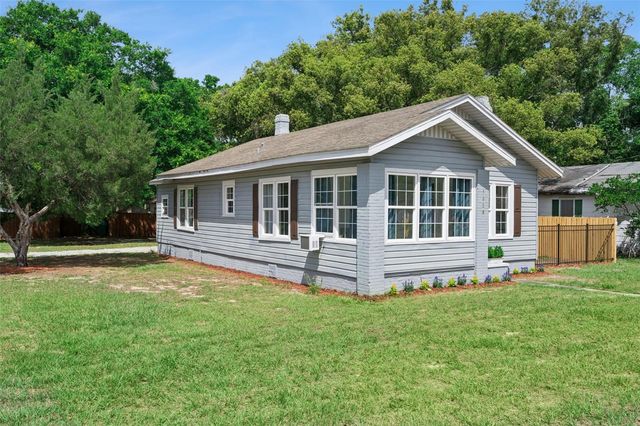 1628 S GROVE STREET, Eustis, FL 32726