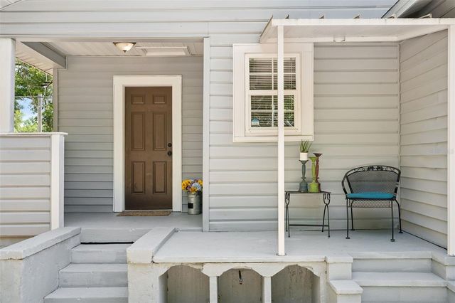 1628 S GROVE STREET, Eustis, FL 32726