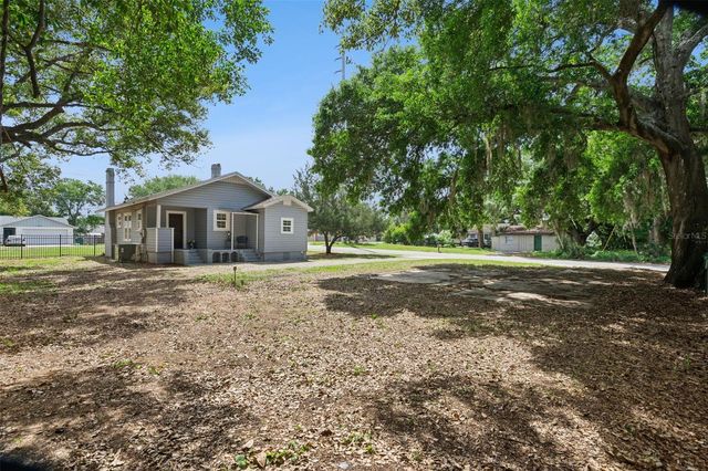 1628 S GROVE STREET, Eustis, FL 32726