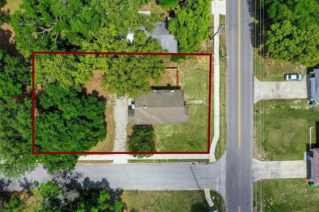 1628 S GROVE STREET, Eustis, FL 32726