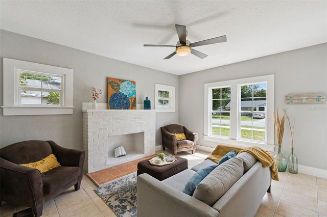 1628 S GROVE STREET, Eustis, FL 32726