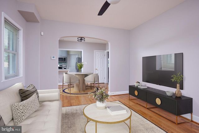 2208 S ST NE, Washington, DC 20002