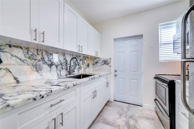 7975 Crespi Blvd 1, Miami Beach, FL 33141