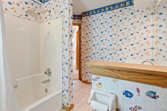 12827 Dover Court, Apple Valley, MN 55124