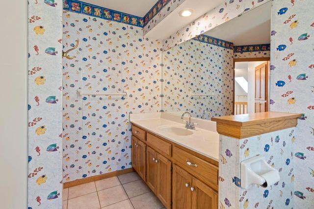 12827 Dover Court, Apple Valley, MN 55124