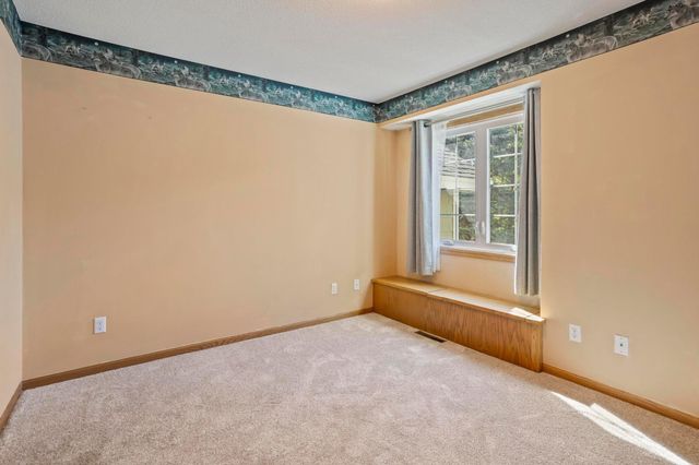 12827 Dover Court, Apple Valley, MN 55124
