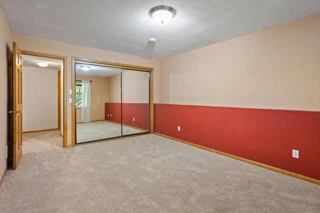 12827 Dover Court, Apple Valley, MN 55124