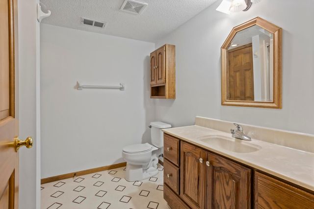 12827 Dover Court, Apple Valley, MN 55124