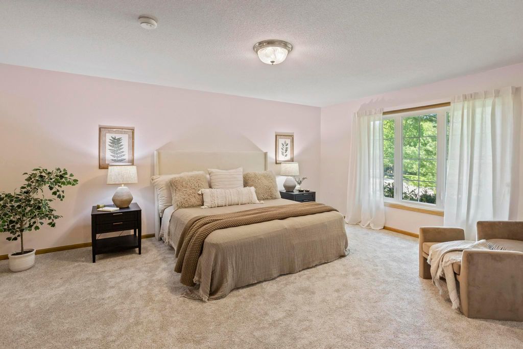 12827 Dover Court, Apple Valley, MN 55124 — photo 4